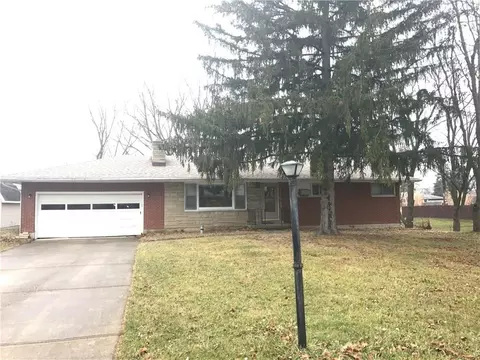 2415 Erter Dr, Springfield, OH 45503 photo 3
