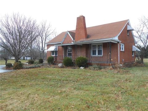 213 N Bird Rd, Springfield, OH 45503 photo 1