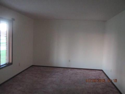 2285 Baty, Lima, OH 45807 photo 2