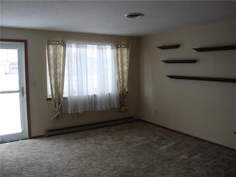 3921 Tacoma, Springfield, OH 45503 photo 2