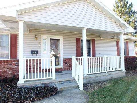 812 Summit St, Kenton, OH 43326 photo 2