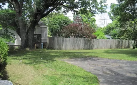 2322 Shawnee Blvd, Springfield, OH 45504 photo 6