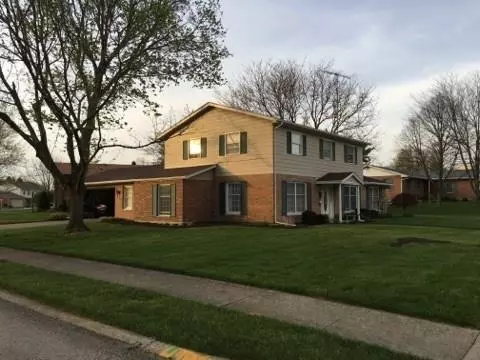 520 Rebecca Dr, Springfield, OH 45503 photo 5