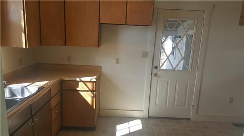 327 Ludlow Ave, Springfield, OH 45505 photo 4