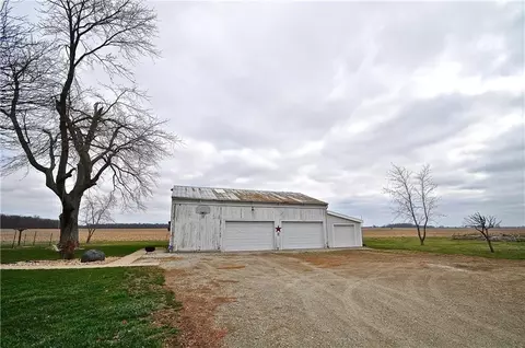 139 Loop Rd, West Manchester, OH 45382 photo 30