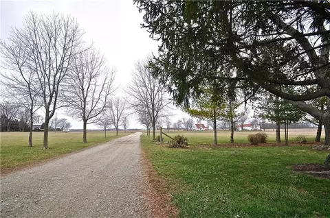 139 Loop Rd, West Manchester, OH 45382 photo 24