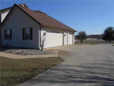 3370 Kenerly, Springfield, OH 45502 photo 51