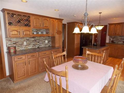 4595 Bolin Ave, Springfield, OH 45502 photo 5