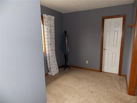 4595 Bolin Ave, Springfield, OH 45502 photo 14