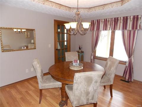 4595 Bolin Ave, Springfield, OH 45502 photo 6