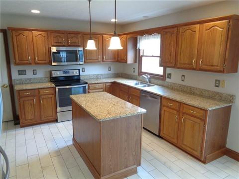 1129 Kingsgate Rd, Springfield, OH 45503 photo 3