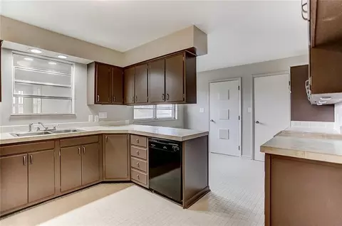 1234 Redbud, Springfield, OH 45504 photo 8