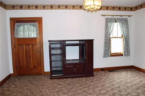525 S Clairmont Ave, Springfield, OH 45505 photo 8