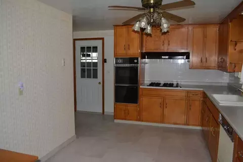 1840 Biscayne Dr, Springfield, OH 45503 photo 9