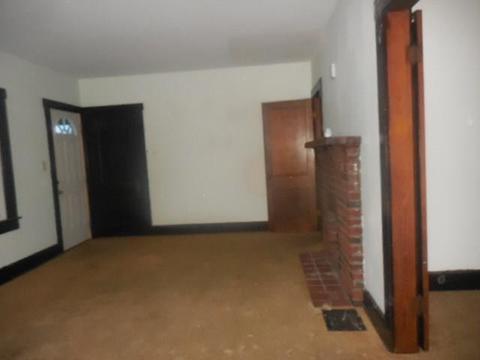 327 N Shaffer, Springfield, OH 45504 photo 8