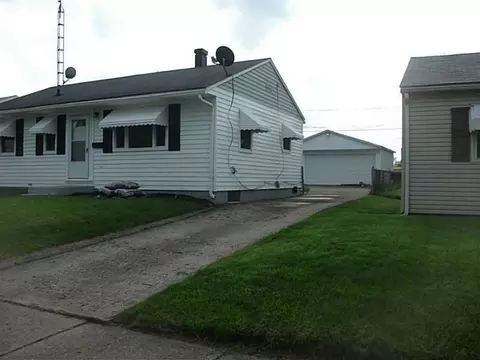 811 Barker Dr, Springfield, OH 45505 photo 3