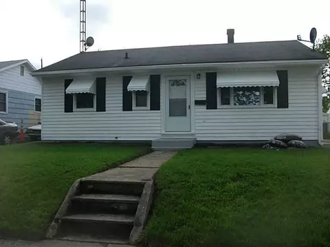 811 Barker Dr, Springfield, OH 45505 photo 2
