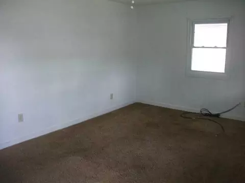 811 Barker Dr, Springfield, OH 45505 photo 8