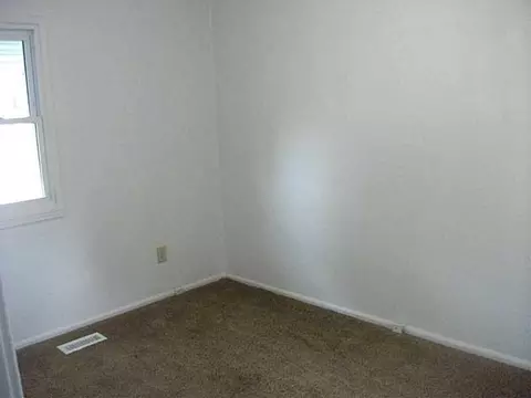 811 Barker Dr, Springfield, OH 45505 photo 16