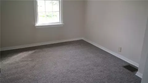 915 E Rose St, Springfield, OH 45505 photo 6