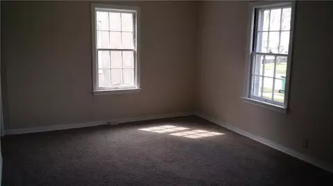 915 E Rose St, Springfield, OH 45505 photo 4