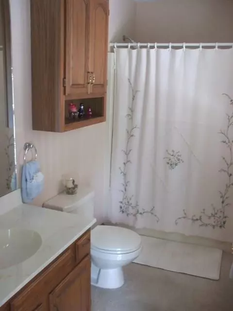 660 Ridgeway Dr, Sidney, OH 45365 photo 8