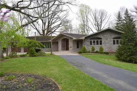 3475 Moorefield, Springfield, OH 45502 photo 1