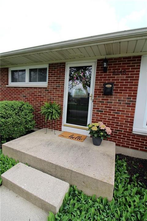 4648 Willowbrook, Springfield, OH 45503 photo 2