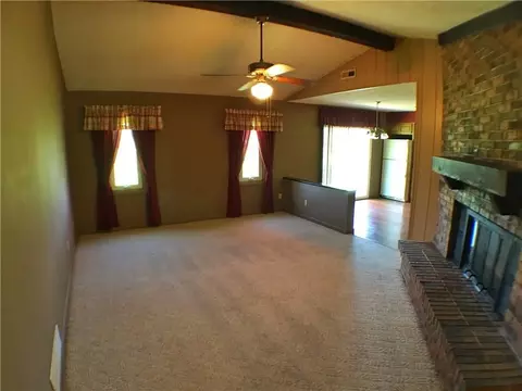 2016 Sandy Ln, Lima, OH 45806 photo 4