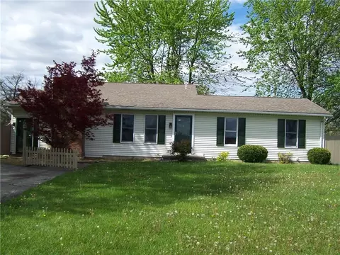 500 Bowman Dr, Sidney, OH 45365 photo 2