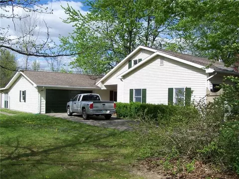 500 Bowman Dr, Sidney, OH 45365 photo 3
