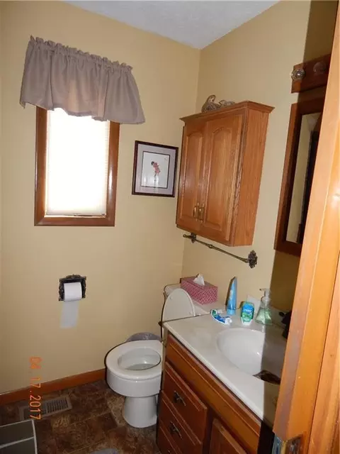 2010 E Mile Rd, Springfield, OH 45503 photo 24
