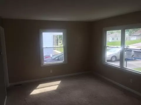 1740 N Sweetbriar, Springfield, OH 45505 photo 3
