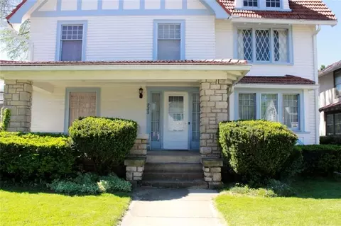 235 E Madison Ave, Springfield, OH 45503 photo 2