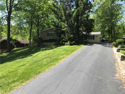 929 White Oak Dr, Springfield, OH 45504 photo 2