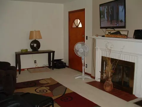 327 Lawnview Ave, Springfield, OH 45505 photo 3