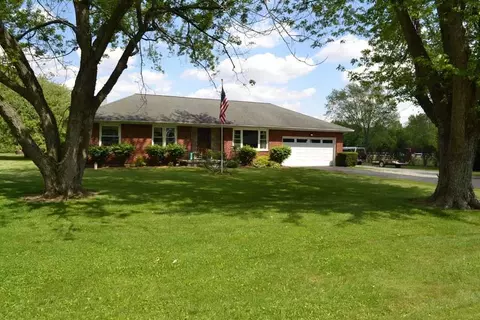 6360 Prairie Rd, Springfield, OH 45502 photo 2