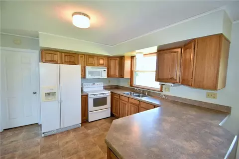 4821 Willowdale, Springfield, OH 45502 photo 5