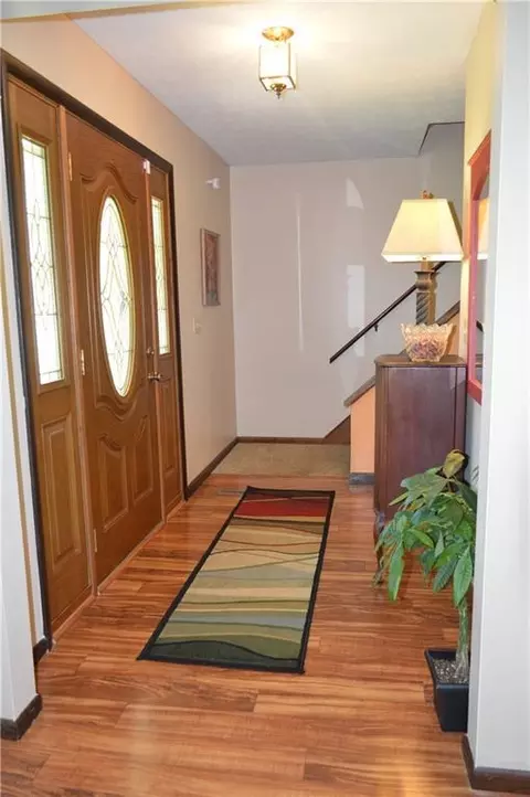 3260 Old Clifton, Springfield, OH 45502 photo 2