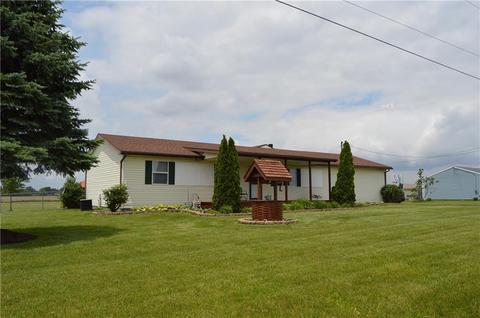 6135 N Hampton Rd, Springfield, OH 45502 photo 2