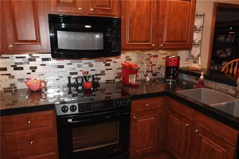 3110 Willow Rd, Springfield, OH 45502 photo 11