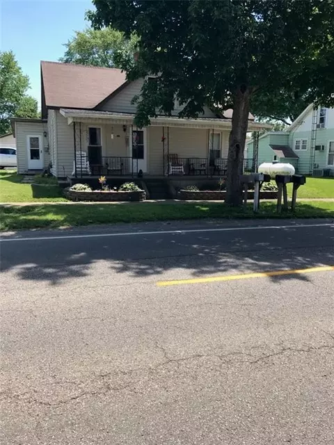 305 W Miami St, De Graff, OH 43318 photo 1