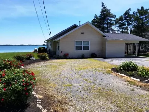 402 Harbor Point Dr, Celina, OH 45822 photo 2