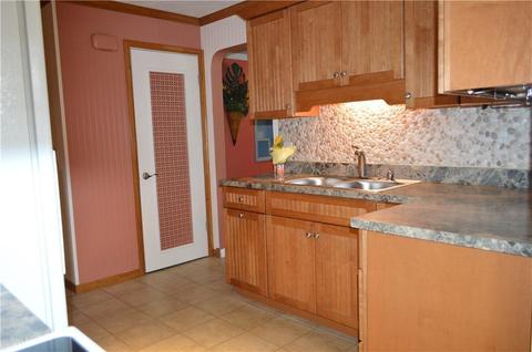 1523 Pythian, Springfield, OH 45504 photo 8