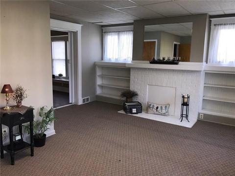 1335 N Limestone St, Springfield, OH 45503 photo 4