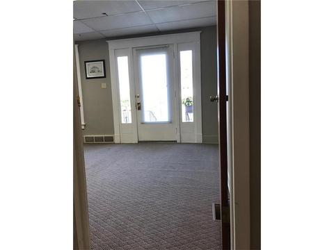 1335 N Limestone St, Springfield, OH 45503 photo 6