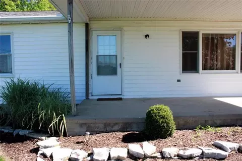 3905 E Pitchin Rd, Springfield, OH 45502 photo 5