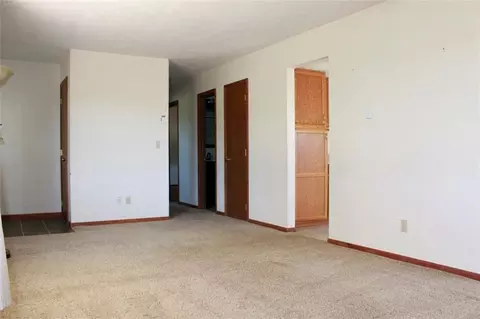 3905 E Pitchin Rd, Springfield, OH 45502 photo 9