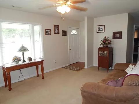 1714 S Sweetbriar, Springfield, OH 45505 photo 4