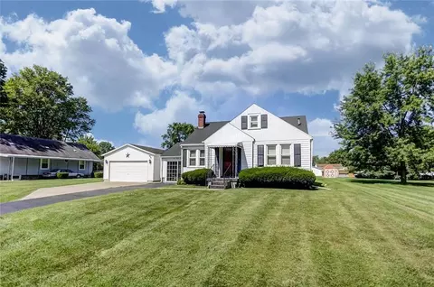 323 Birch Rd, Springfield, OH 45503 photo 2